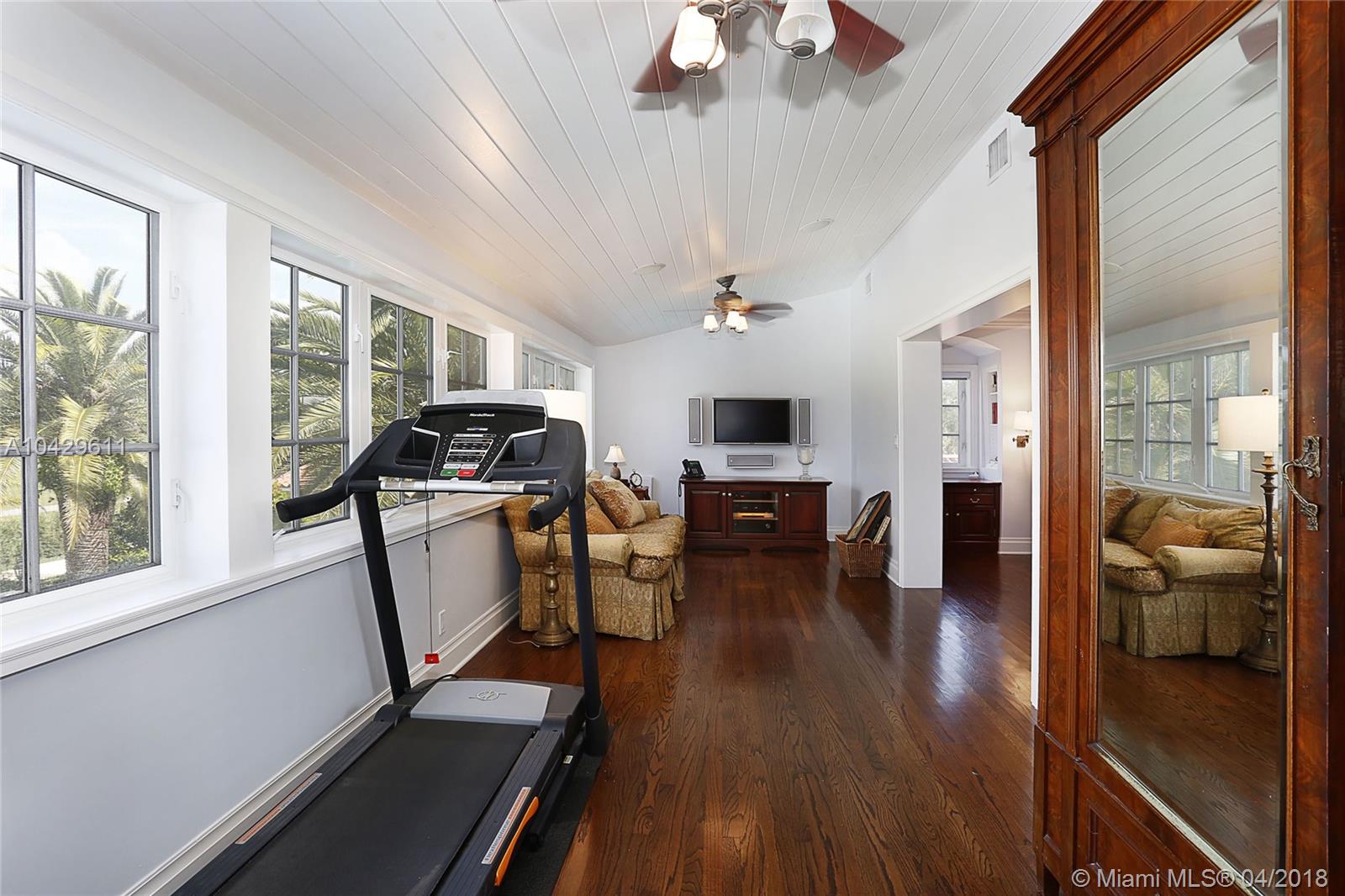 CORAL GABLES COUNTRY CLUB - Residential