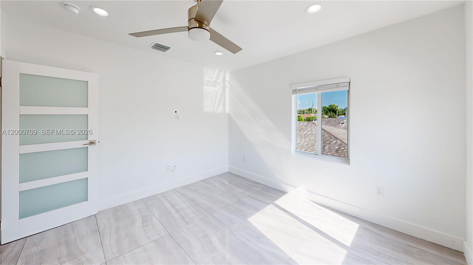 LIBERTY CITY - Residential