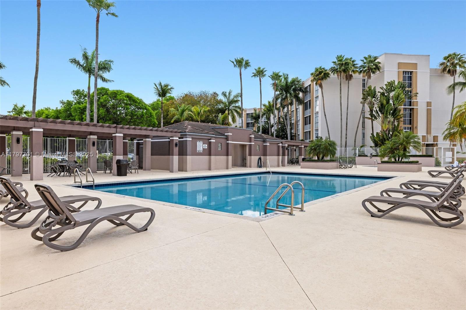 Rental Property at 9755 Nw 52nd St 221, Doral, Miami-Dade County, Florida - Bedrooms: 2 
Bathrooms: 2  - $2,550 MO.