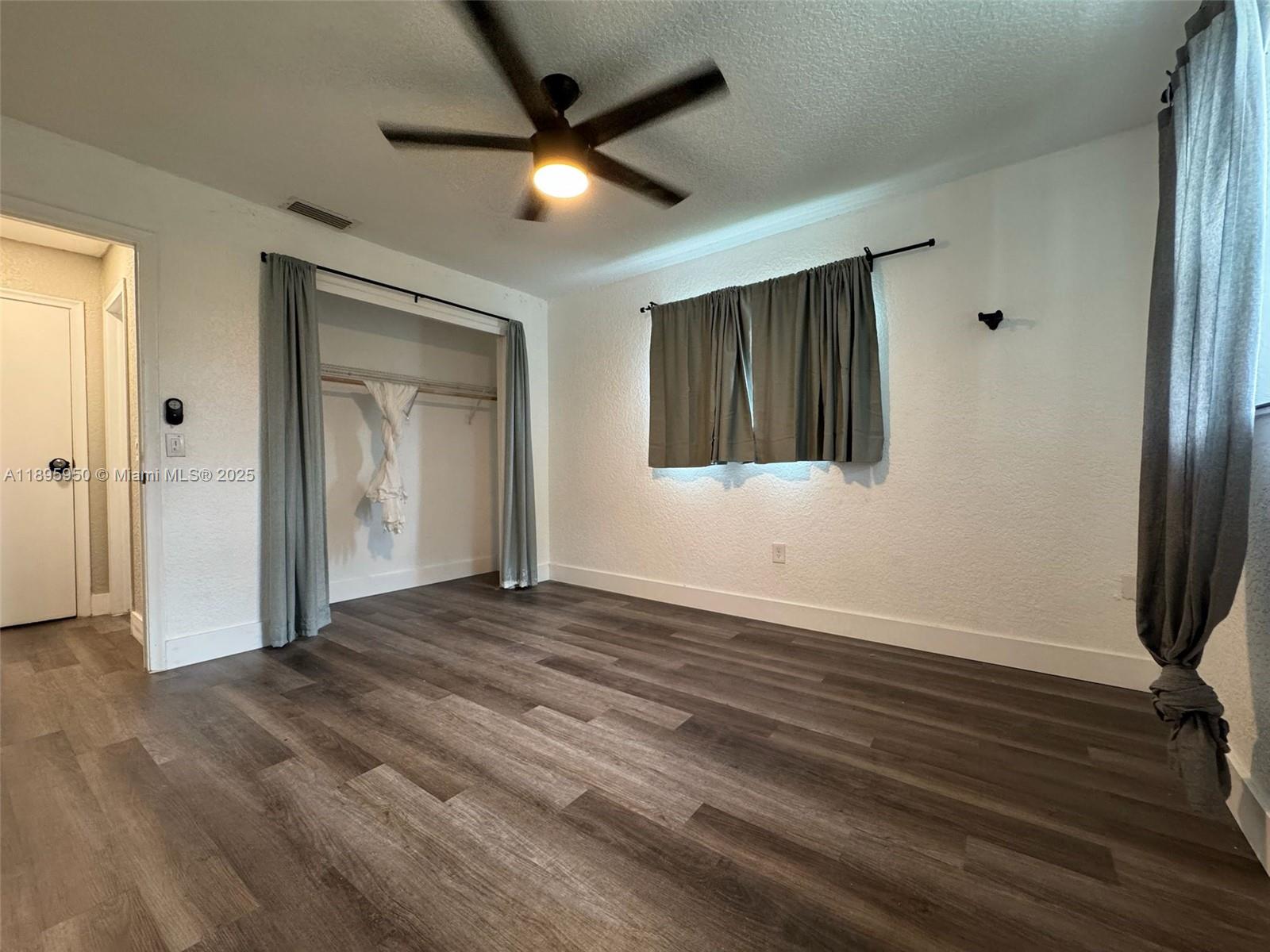 SUNRISE GOLF VILLAGE SE 20 - Residential Lease