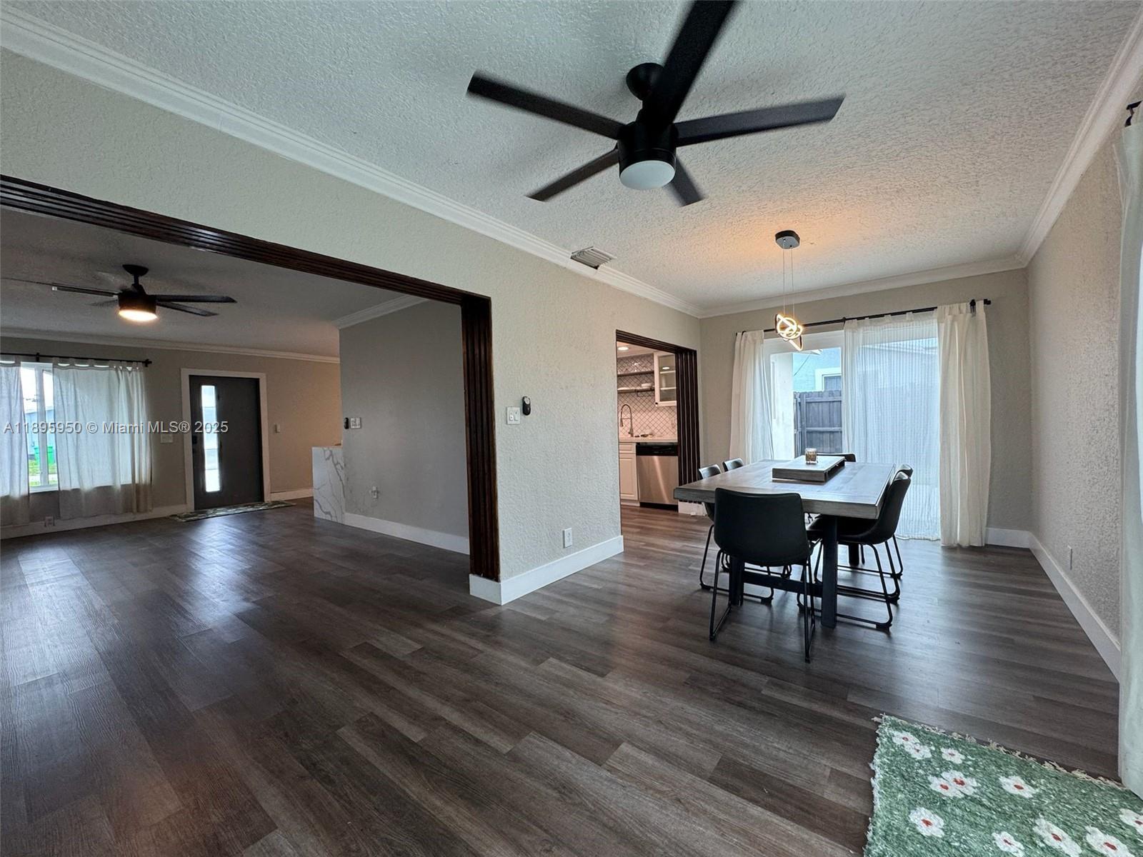 SUNRISE GOLF VILLAGE SE 20 - Residential Lease