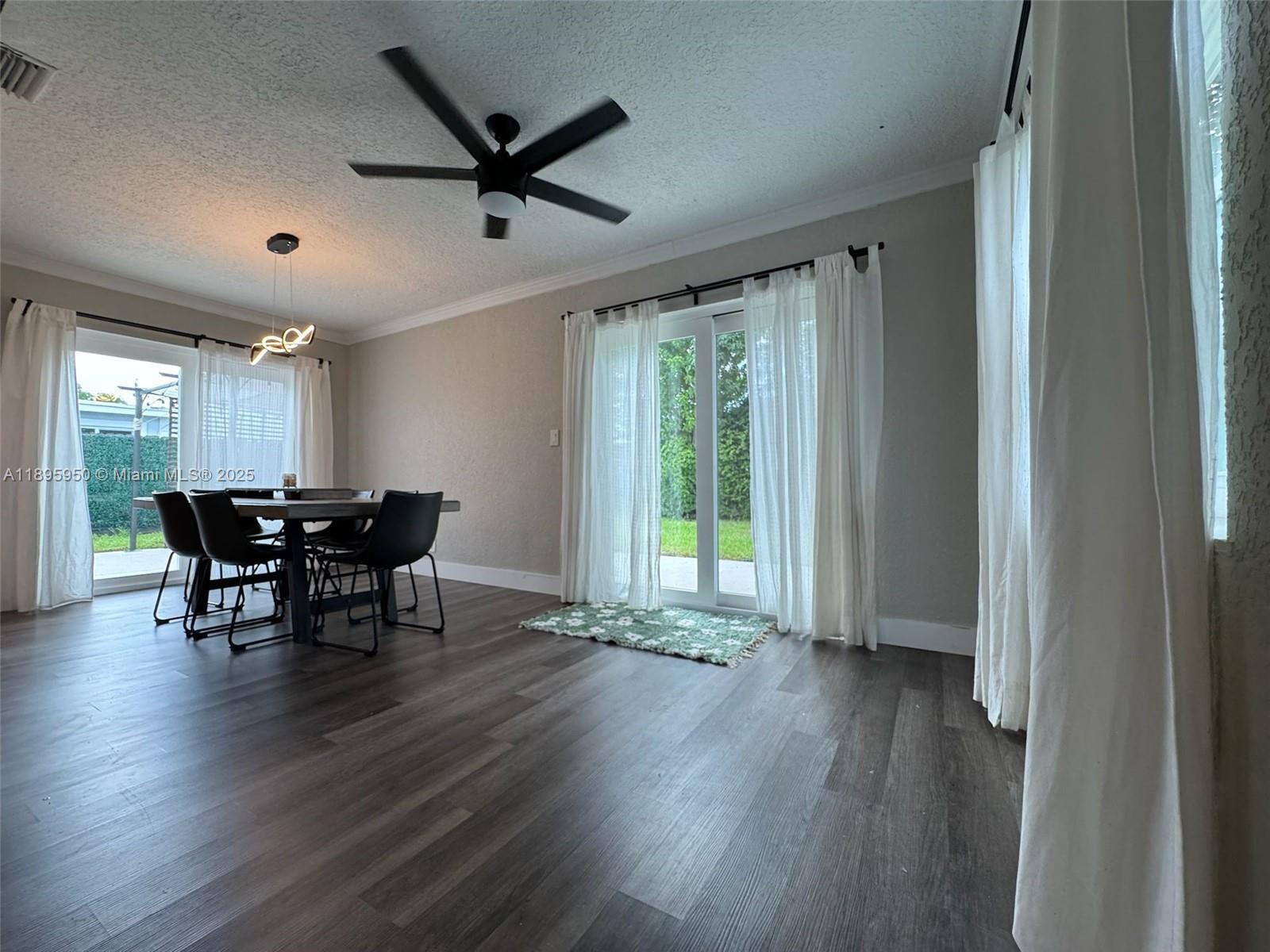 SUNRISE GOLF VILLAGE SE 20 - Residential Lease