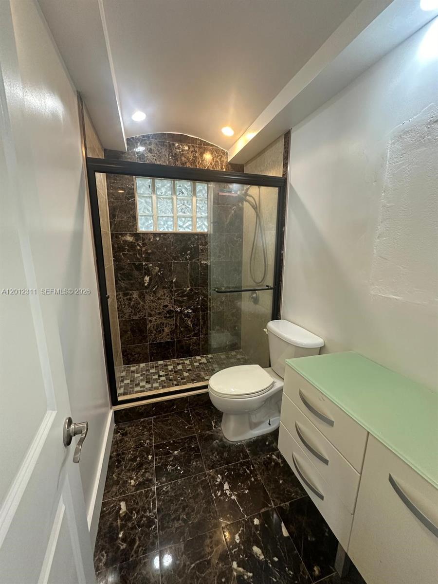 WHISPERING PINES EST SEC - Residential