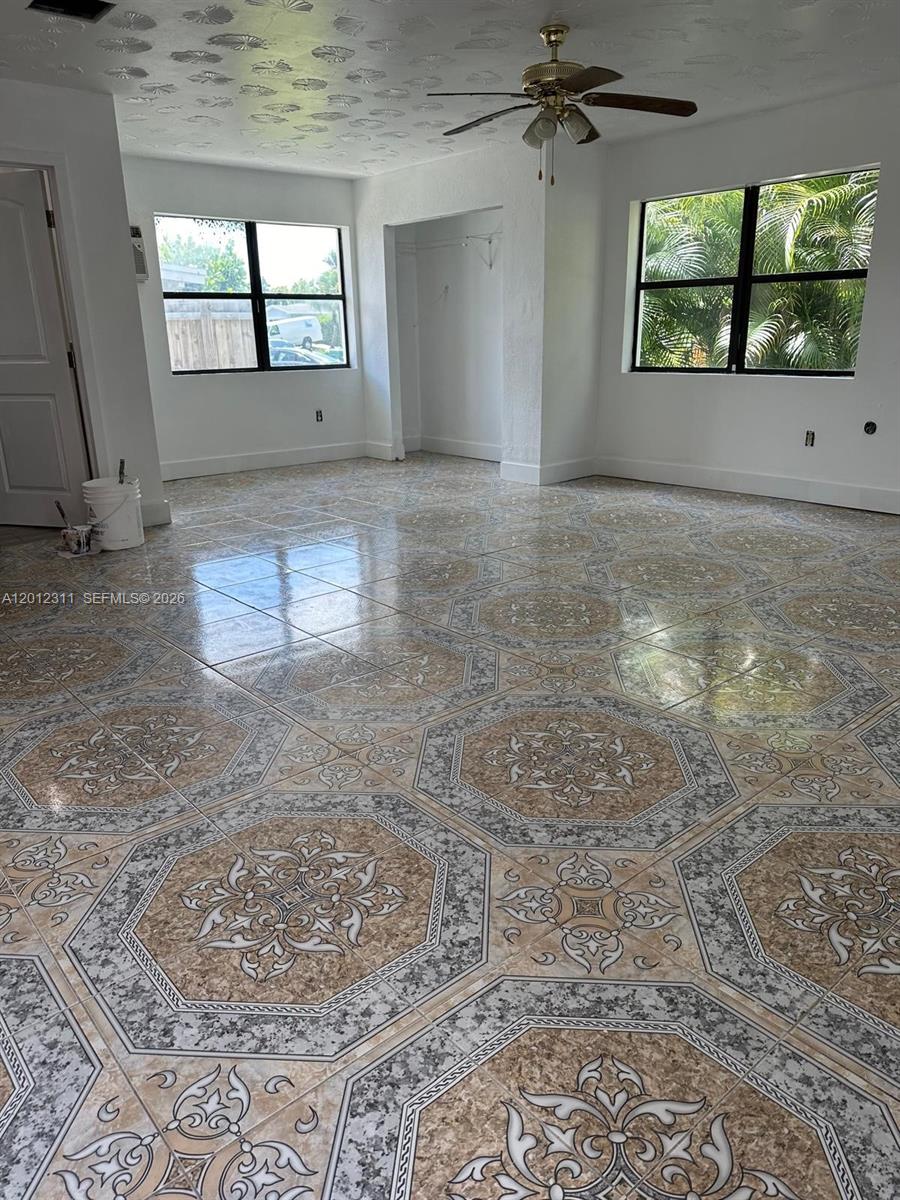 WHISPERING PINES EST SEC - Residential