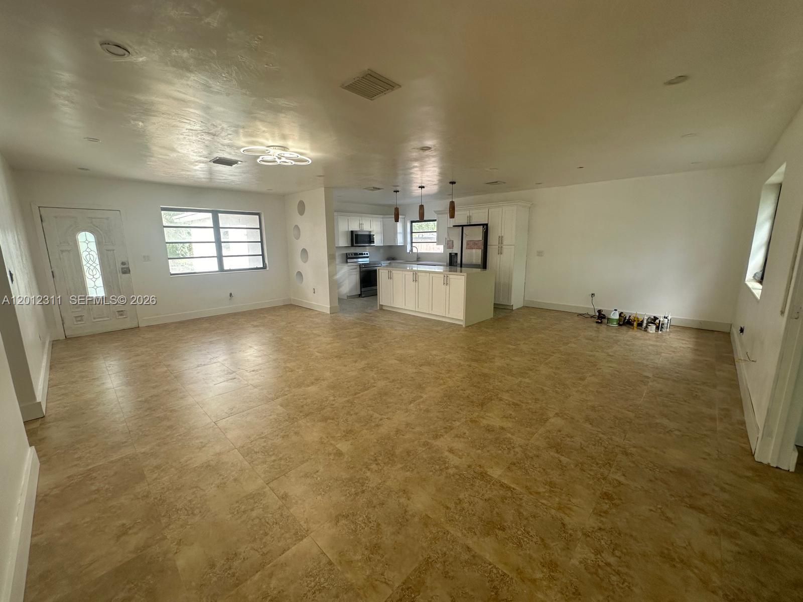 WHISPERING PINES EST SEC - Residential