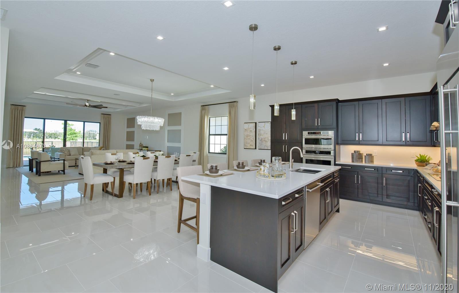 BANYAN CAY RESORT COMMUNI - Residential