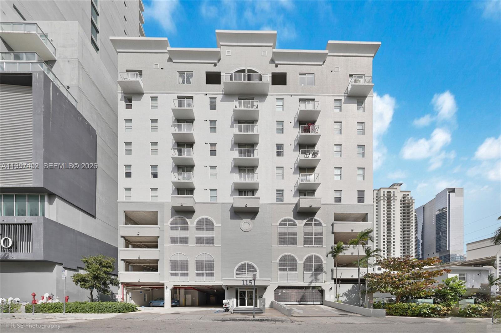 PARKVIEW AT BRICKELL COND - Residential