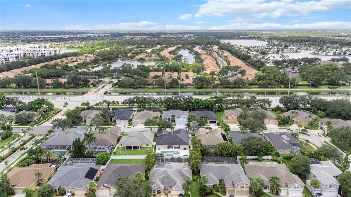 PEBBLEBROOKE LAKES - Residential