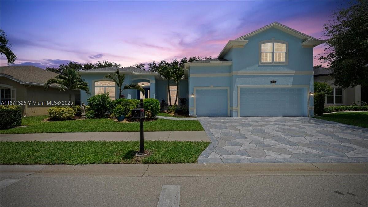 PEBBLEBROOKE LAKES - Residential