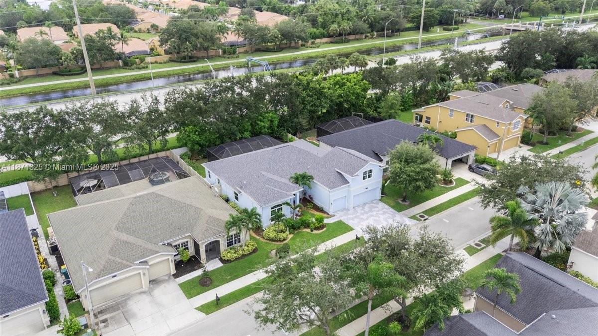 PEBBLEBROOKE LAKES - Residential