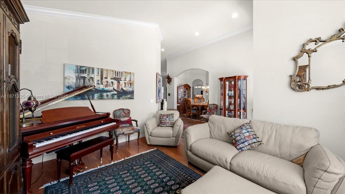 PEBBLEBROOKE LAKES - Residential