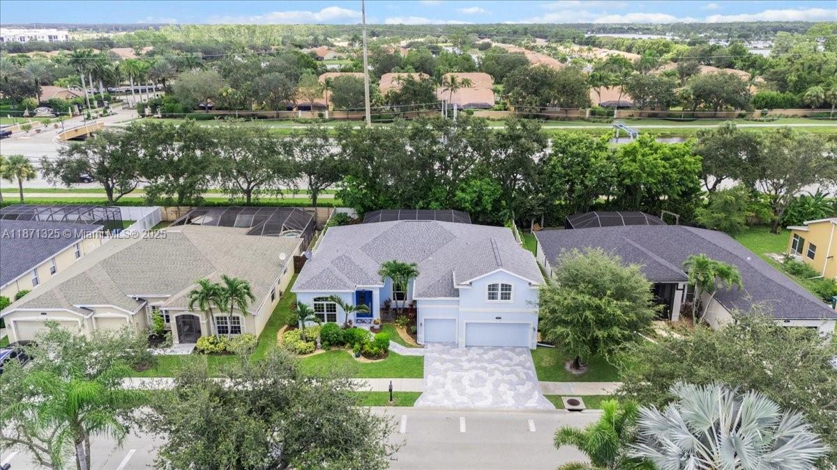 PEBBLEBROOKE LAKES - Residential