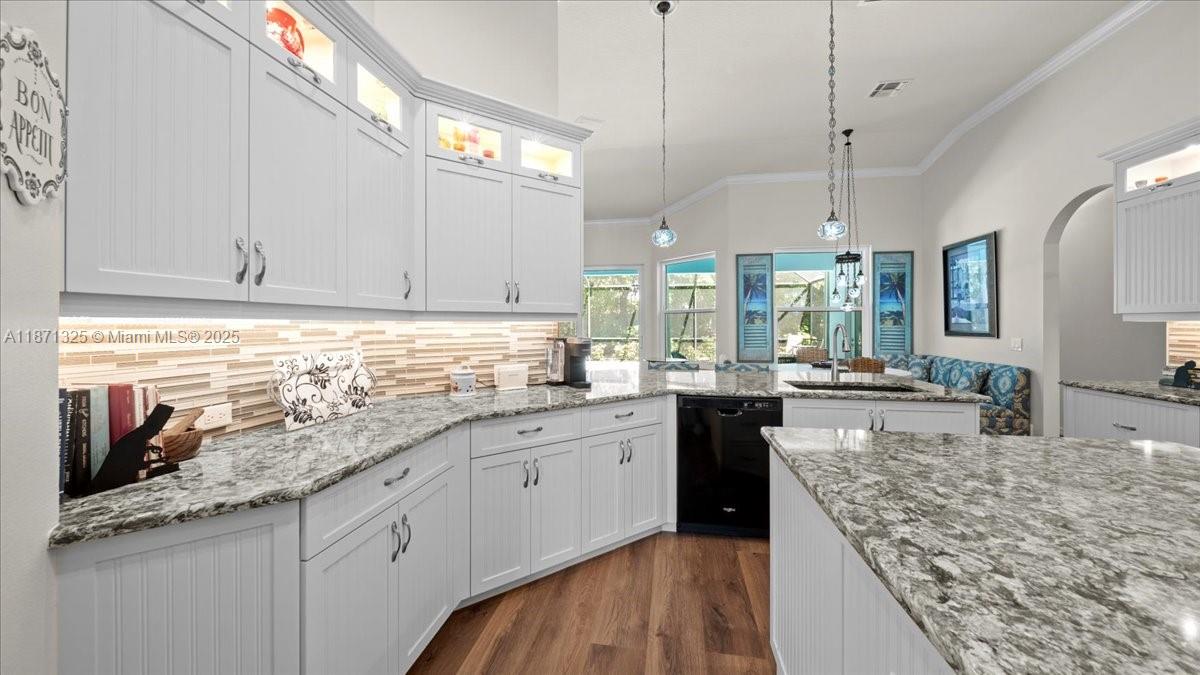 PEBBLEBROOKE LAKES - Residential