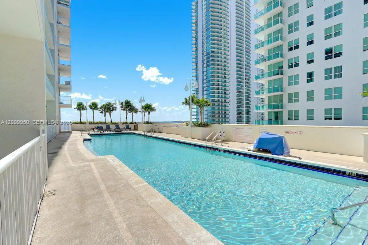 THE CLUB AT BRICKELL BAY - Residential