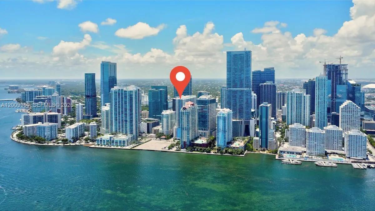 THE CLUB AT BRICKELL BAY - Residential