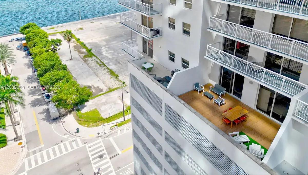 THE CLUB AT BRICKELL BAY - Residential
