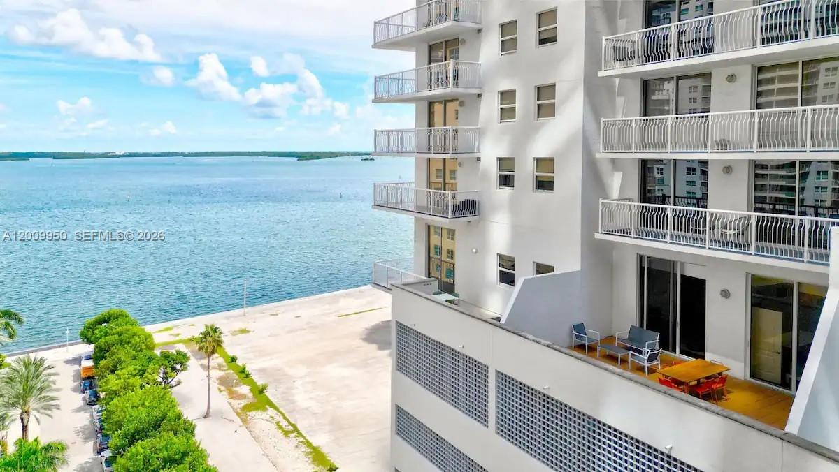 THE CLUB AT BRICKELL BAY - Residential