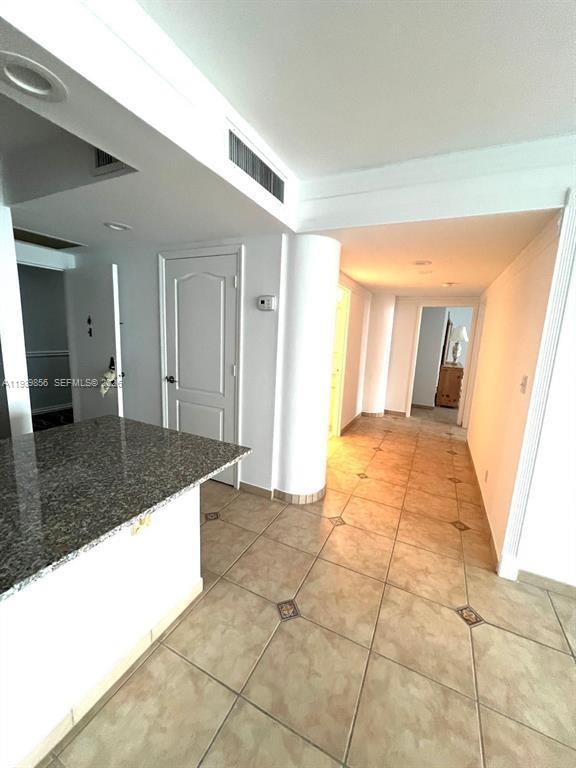 3725 S Ocean Dr 1406