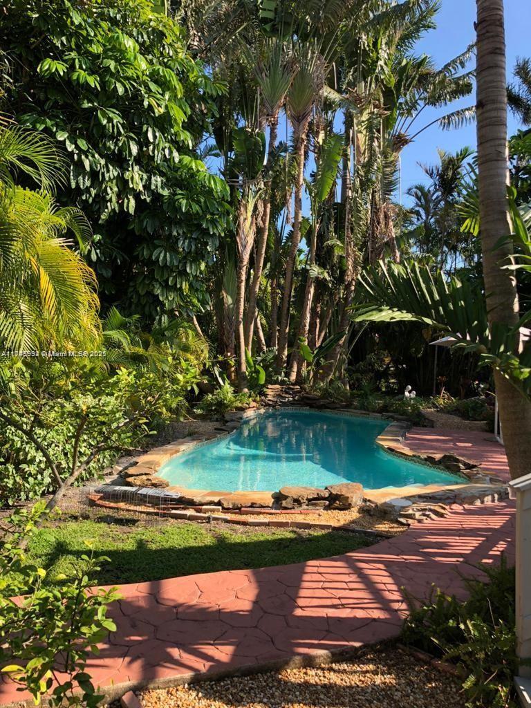 AMD PL OF BELMAR - Residential