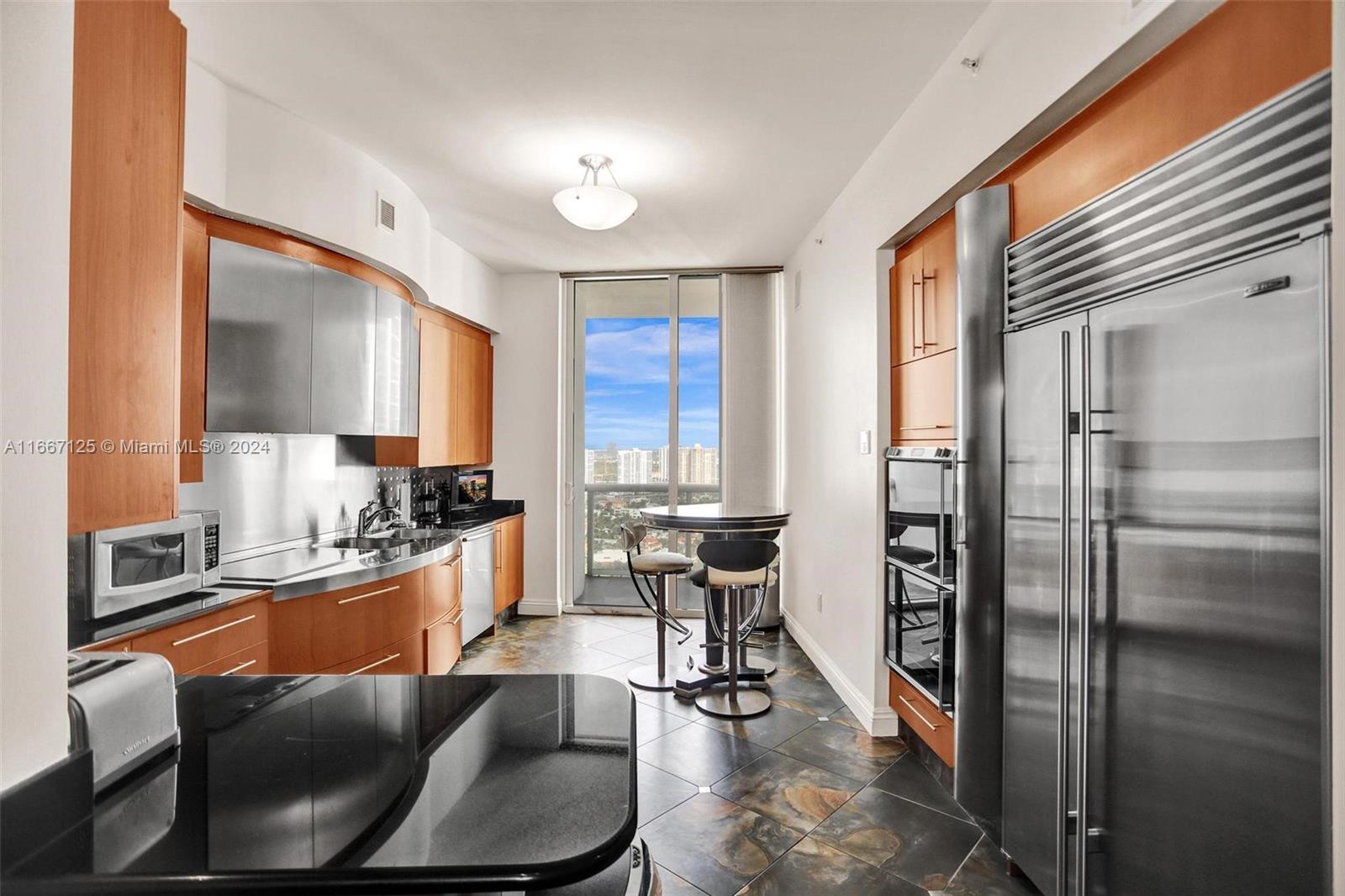 TRUMP PALACE CONDO - Residential