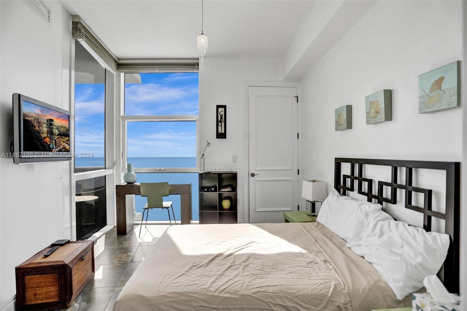 TRUMP PALACE CONDO - Residential