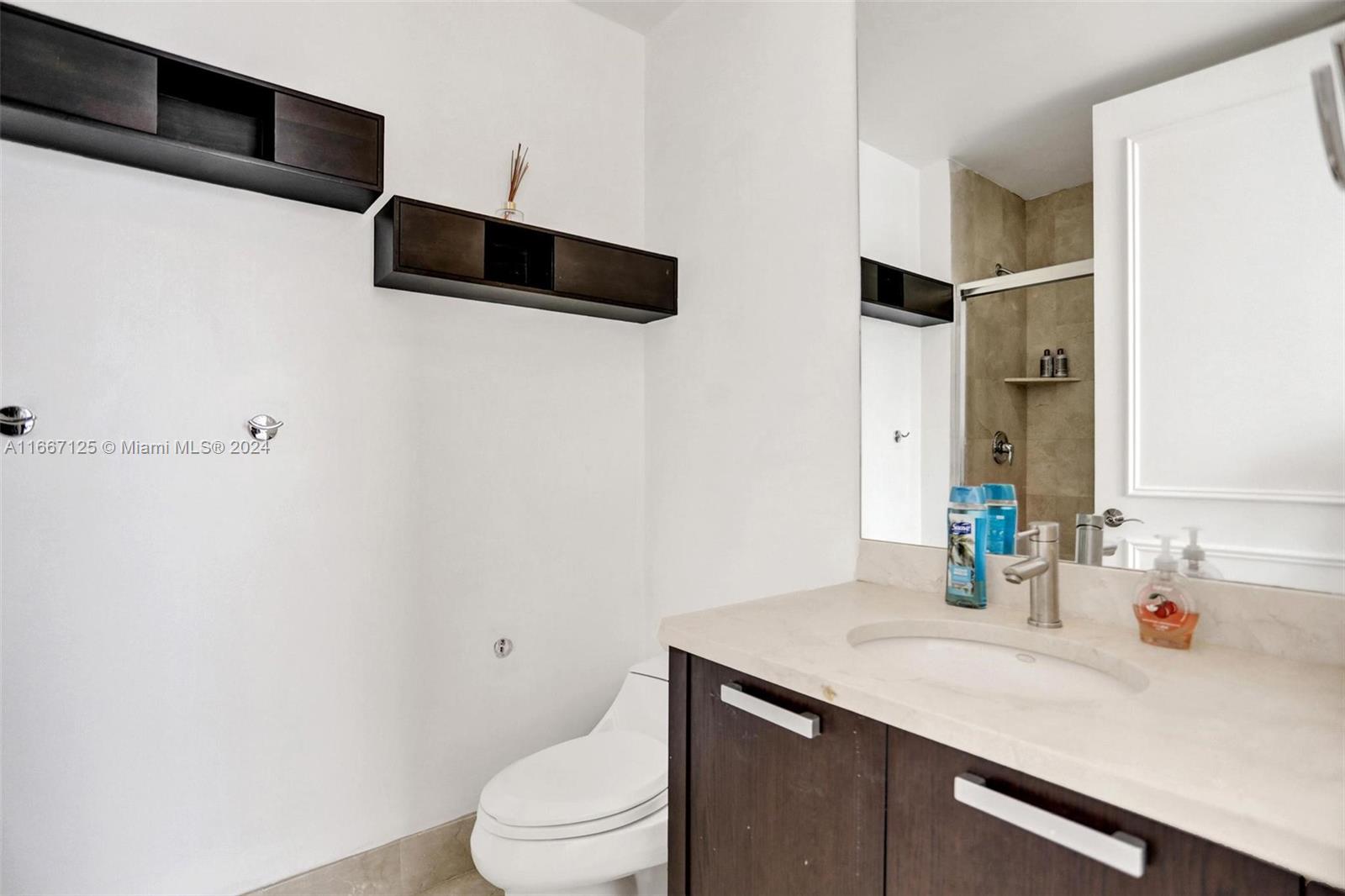 TRUMP PALACE CONDO - Residential
