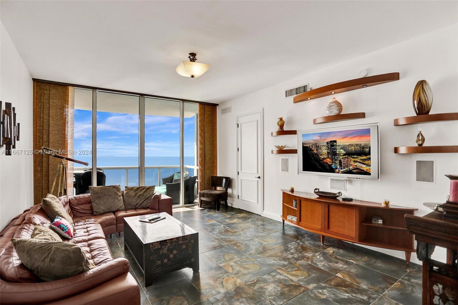 TRUMP PALACE CONDO - Residential