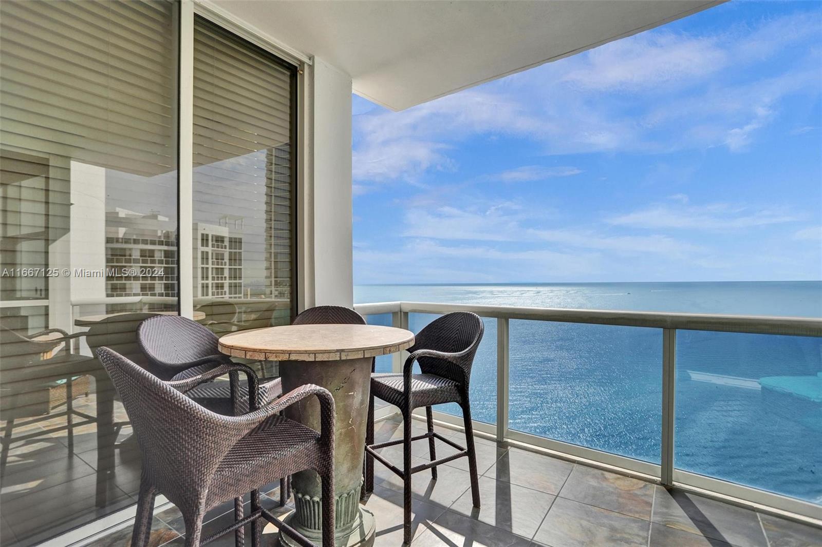 TRUMP PALACE CONDO - Residential