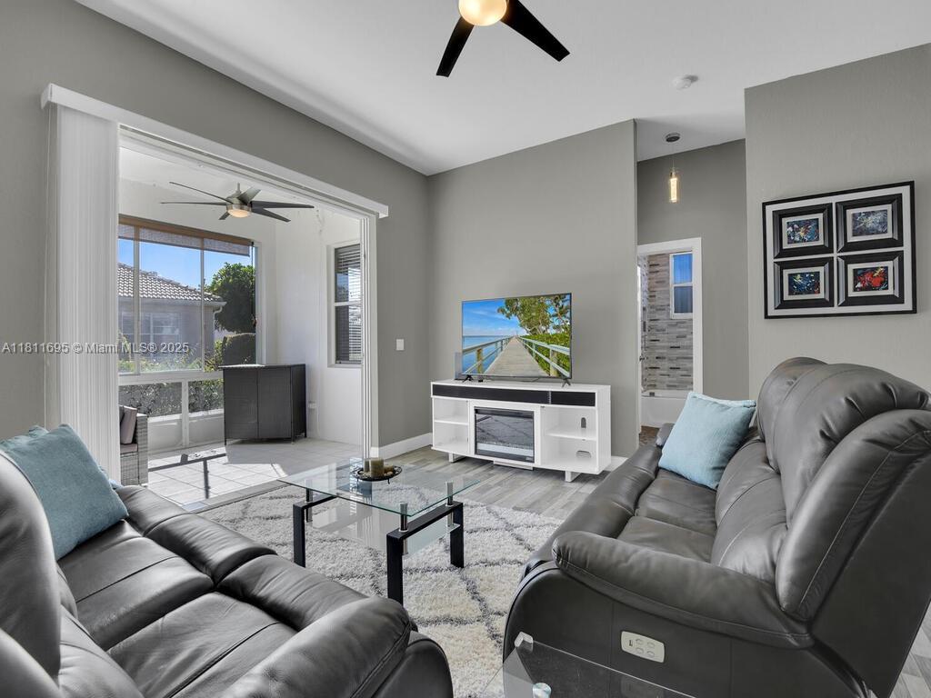 DEL VERA COUNTRY CLUB - Residential