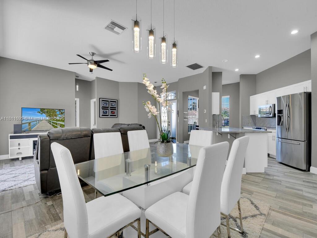 DEL VERA COUNTRY CLUB - Residential