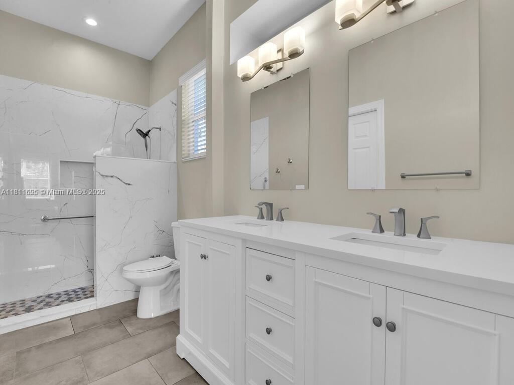 DEL VERA COUNTRY CLUB - Residential