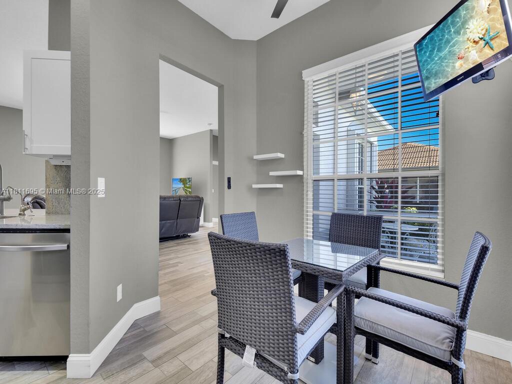 DEL VERA COUNTRY CLUB - Residential