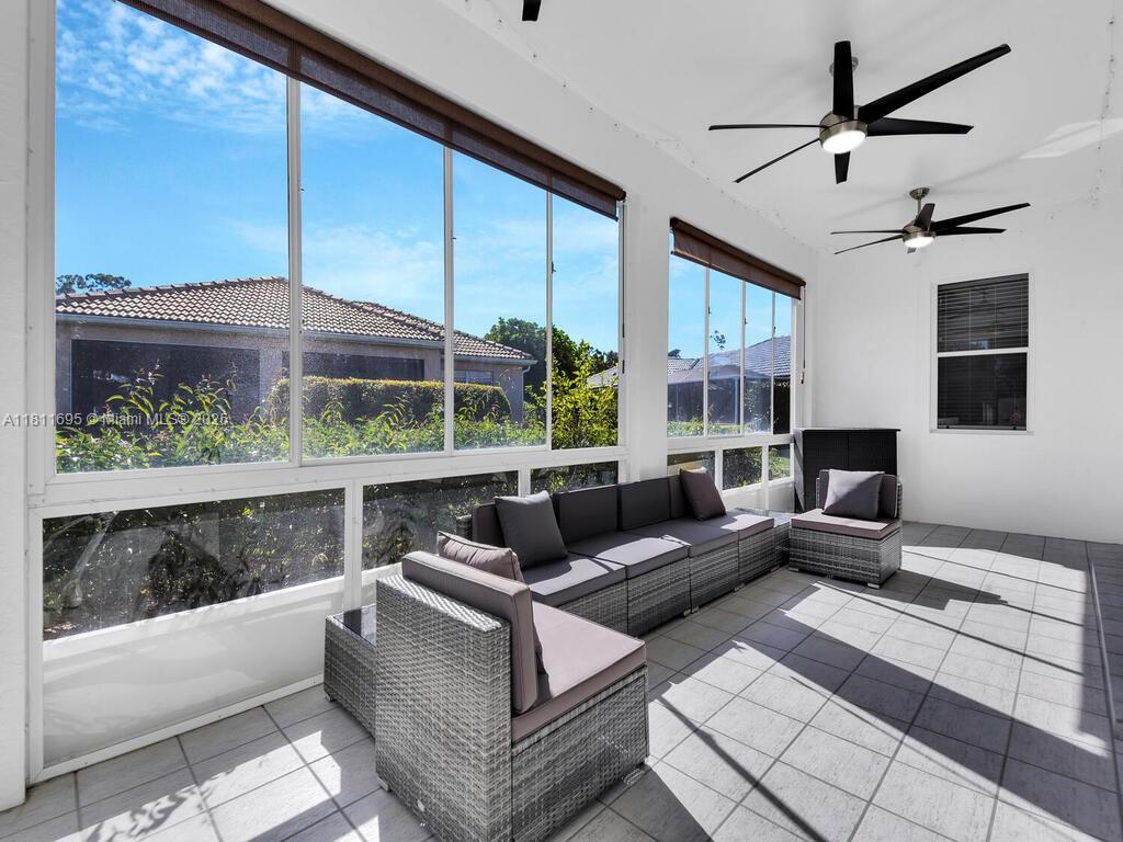 DEL VERA COUNTRY CLUB - Residential