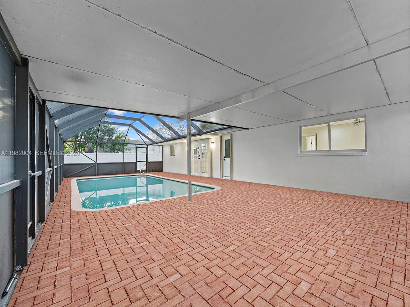 PALM-AIRE VILLAGE 2ND SEC - Residential