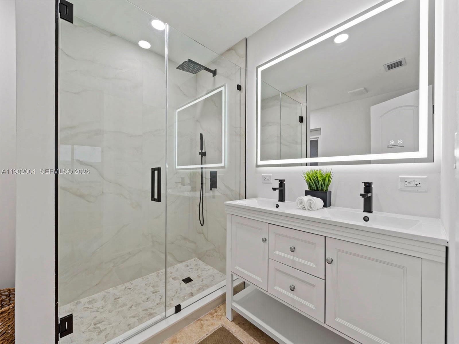 PALM-AIRE VILLAGE 2ND SEC - Residential