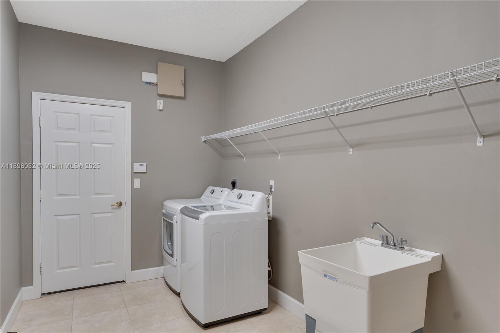 LEGEND LAKES PD PHASE II - Residential