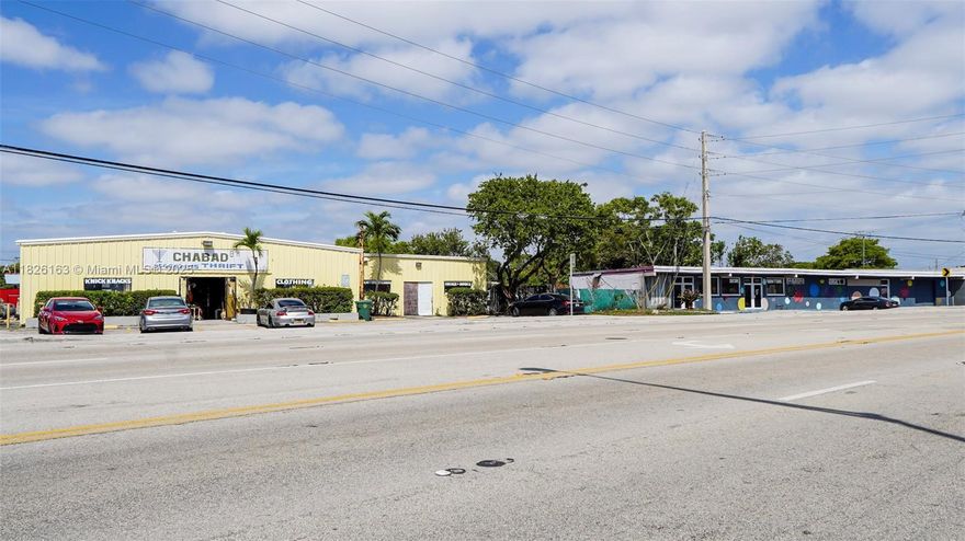 Seize the opportunity to Lease or own a strategically located commercial property with large yard in the heart of Oakland Park's thriving business district. Situated along the bustling N Dixie Highway, this 18,607 SF property offers 8.500 SF building having exceptional visibility and accessibility for a variety of commercial ventures. Strategically located and nestled in a high-traffic area, the property ensures maximum exposure. Currently home to reputable businesses such as a Thrift, providing years of retail business and a diverse commercial environment. The property is perfect for an end user looking to capitalize their business. This opportunity also exists for a developer searching for an amazing opportunity to build a mixed use or residential residences. Sale price: $2,770,000.00