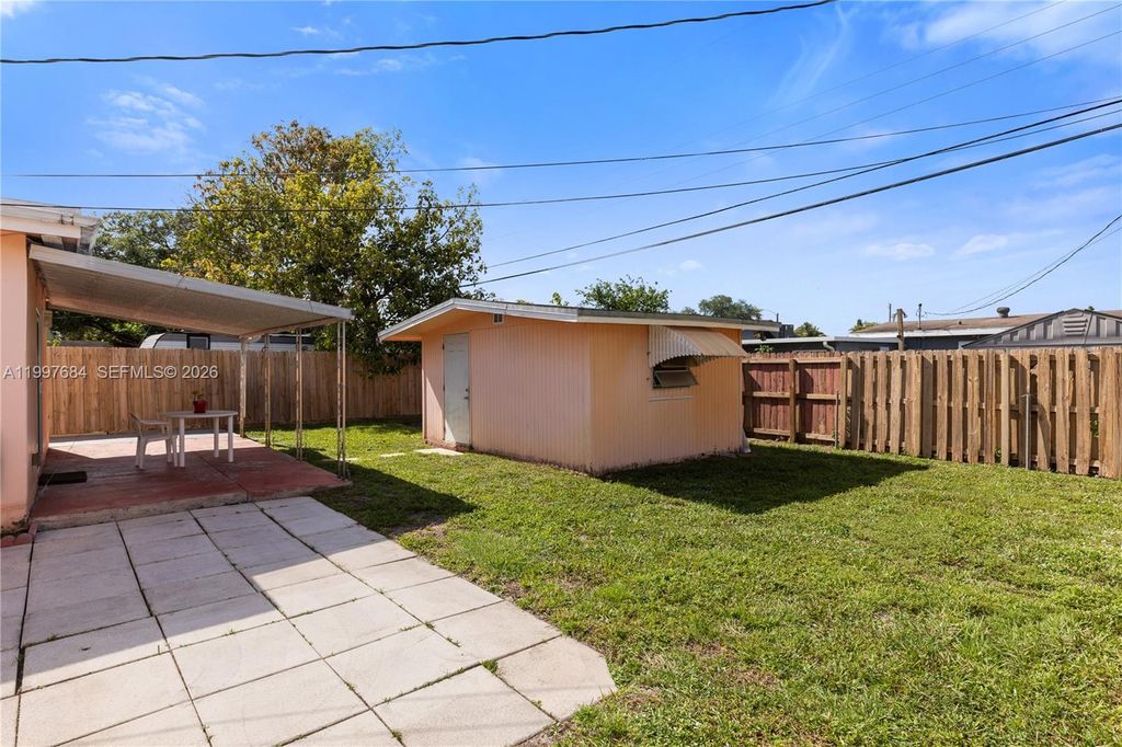 Photo of 6441 SW 23rd St, Miramar, FL 33023 (MLS # A11997684)