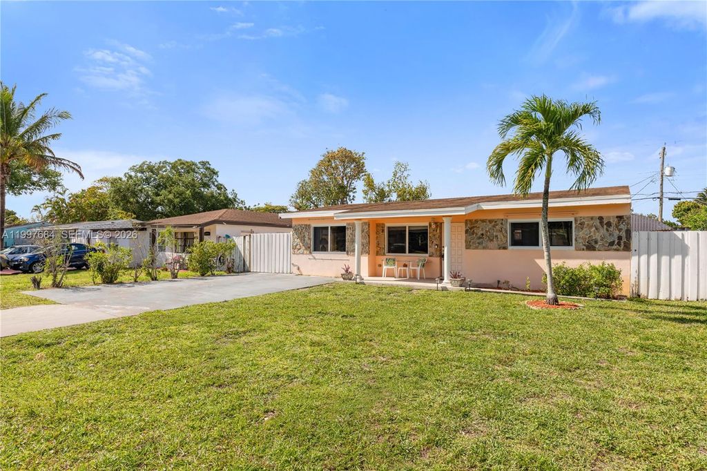 Photo of 6441 SW 23rd St, Miramar, FL 33023 (MLS # A11997684)