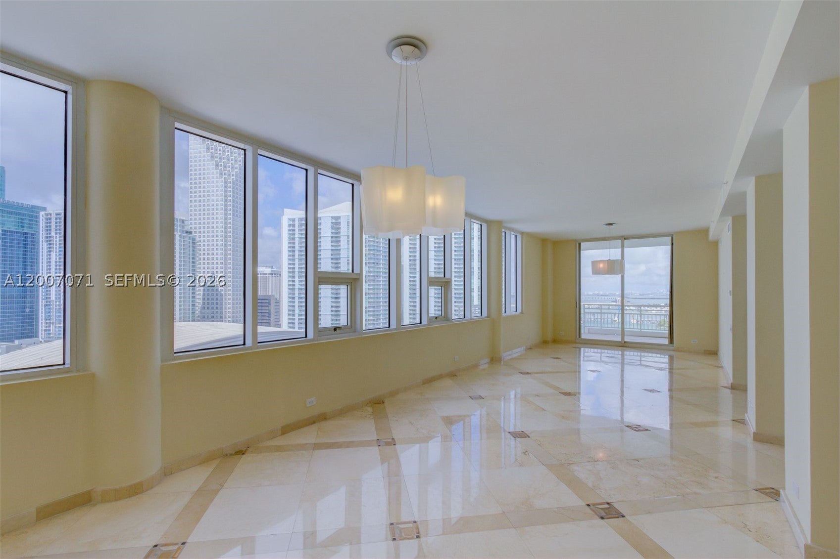 888 Brickell Key Dr 2802