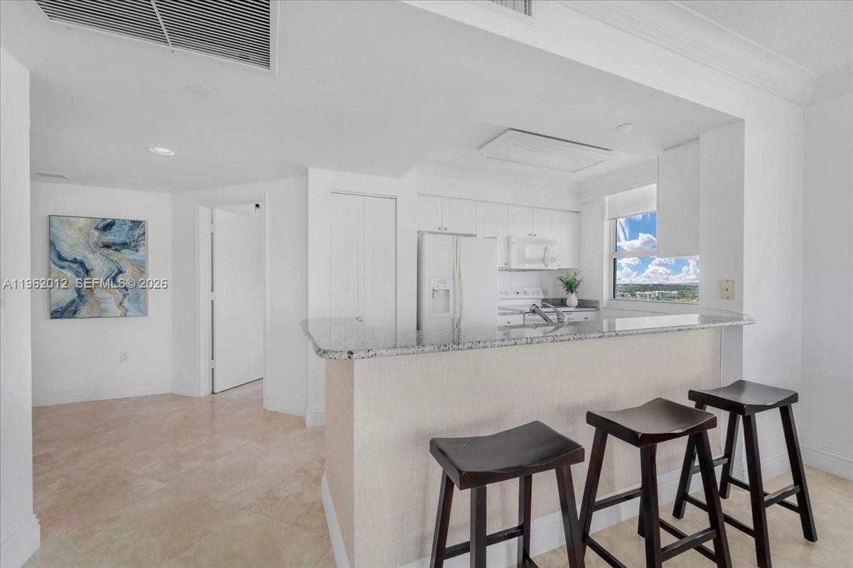 TURNBERRY ON THE GREEN CO - Residential