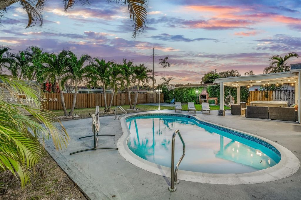 Photo of 4212 Van Buren St #0, Hollywood, FL 33021 (MLS # A12006526)