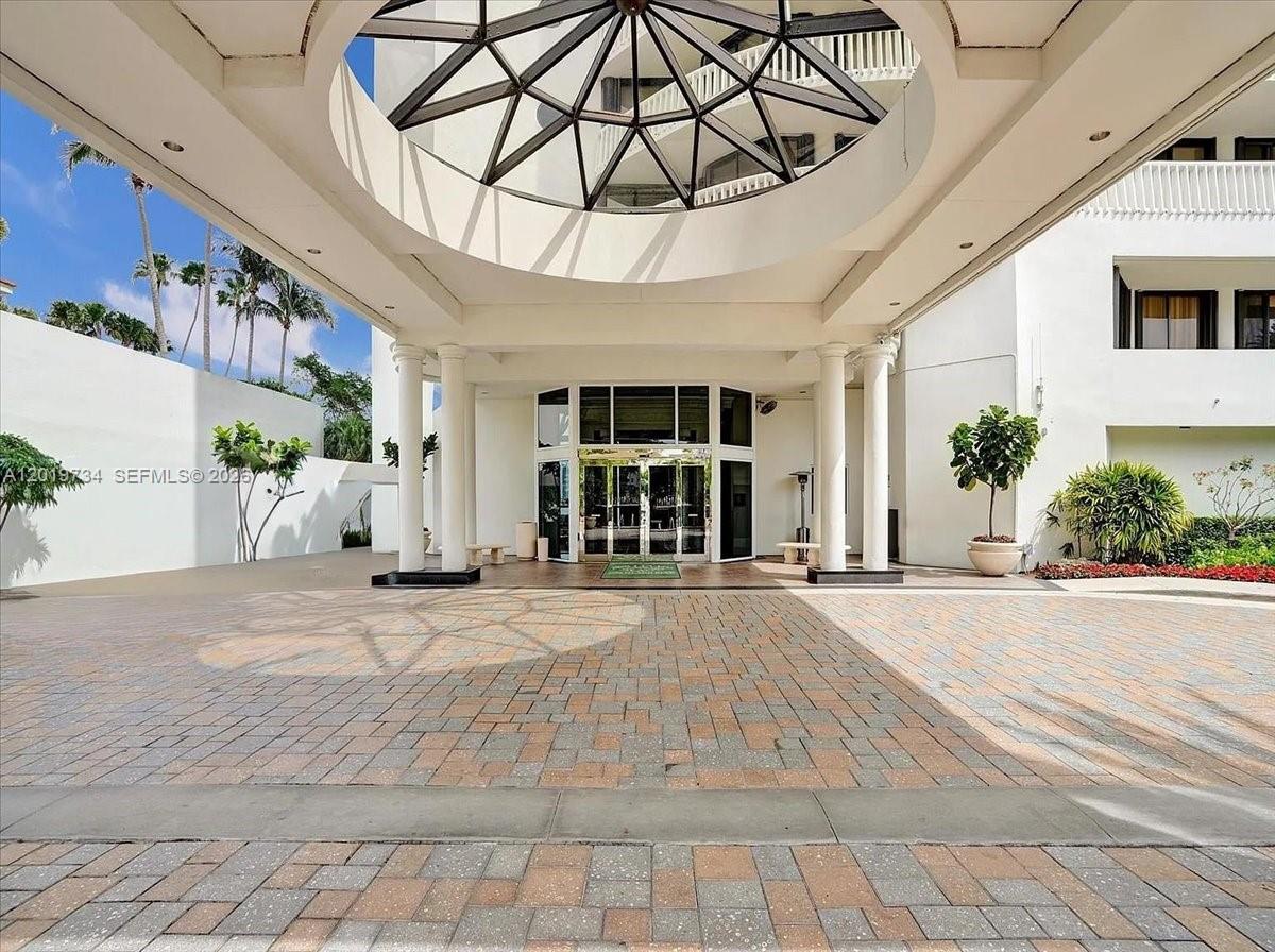 3000 ISL BLVD WILLIAMS IS - Residential