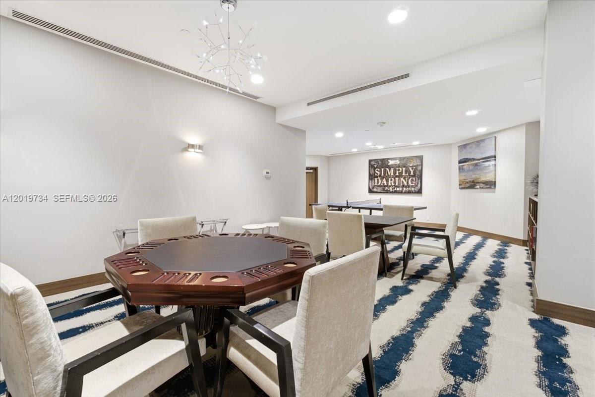 3000 ISL BLVD WILLIAMS IS - Residential