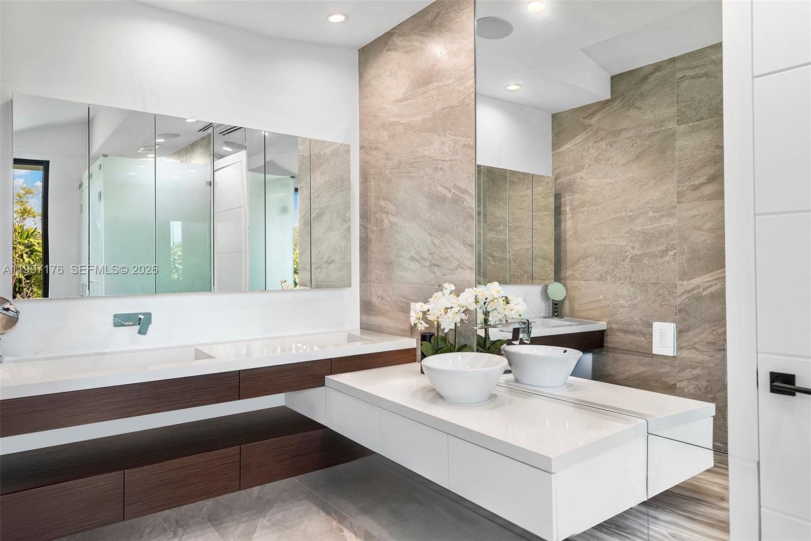 GOLDEN ISLES ESTATES - Residential