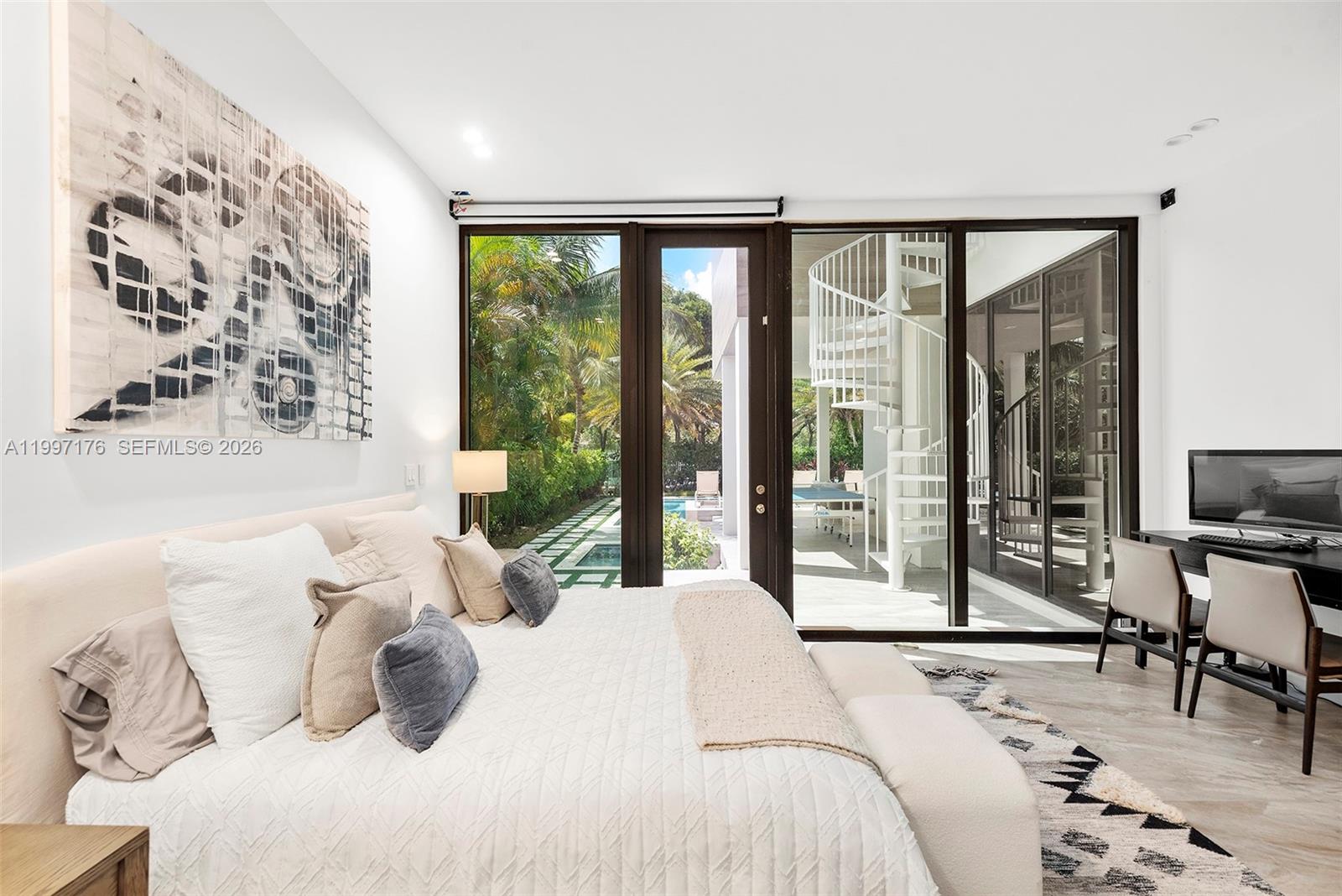 GOLDEN ISLES ESTATES - Residential