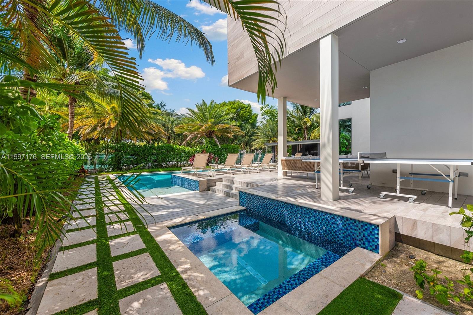 GOLDEN ISLES ESTATES - Residential