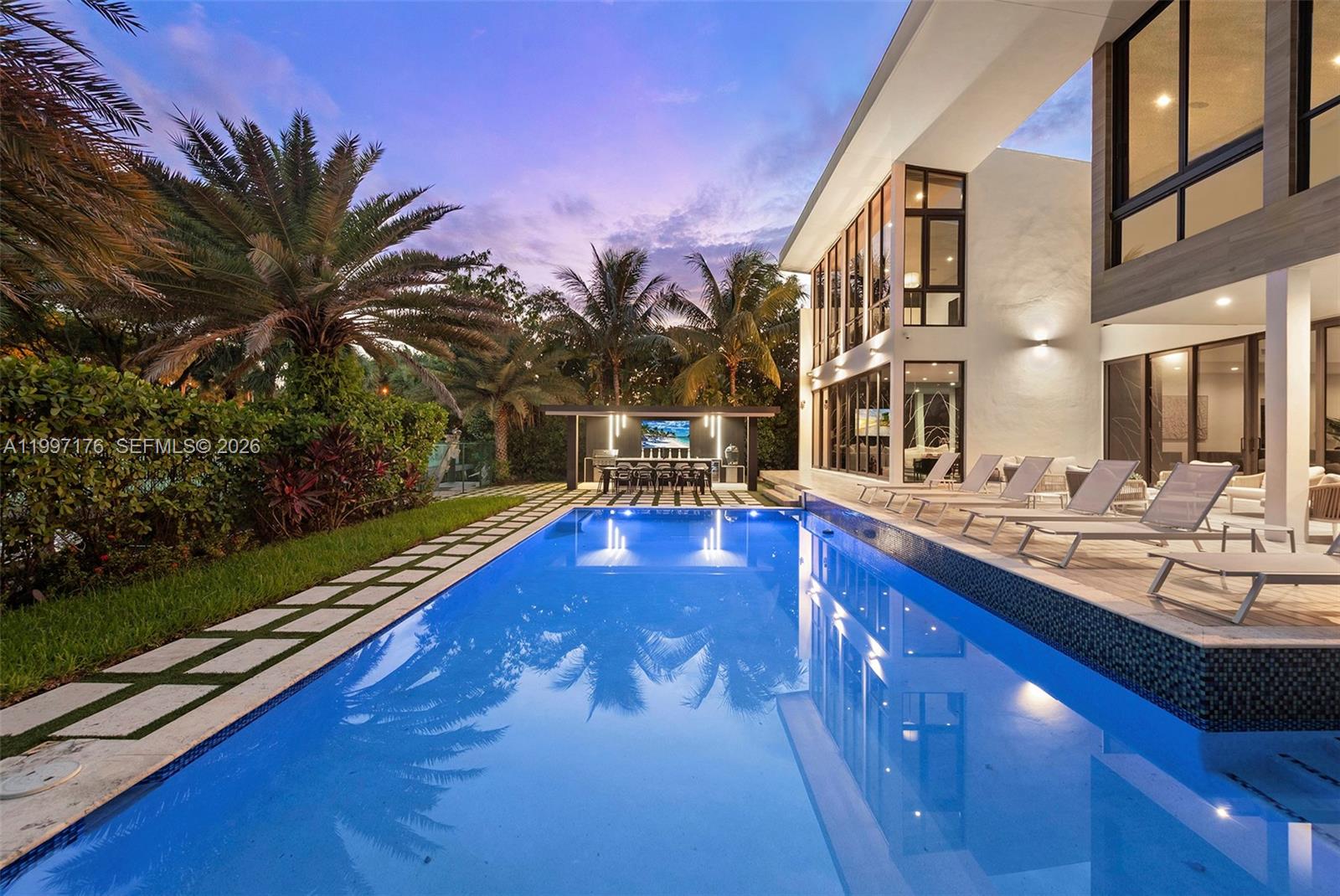 GOLDEN ISLES ESTATES - Residential