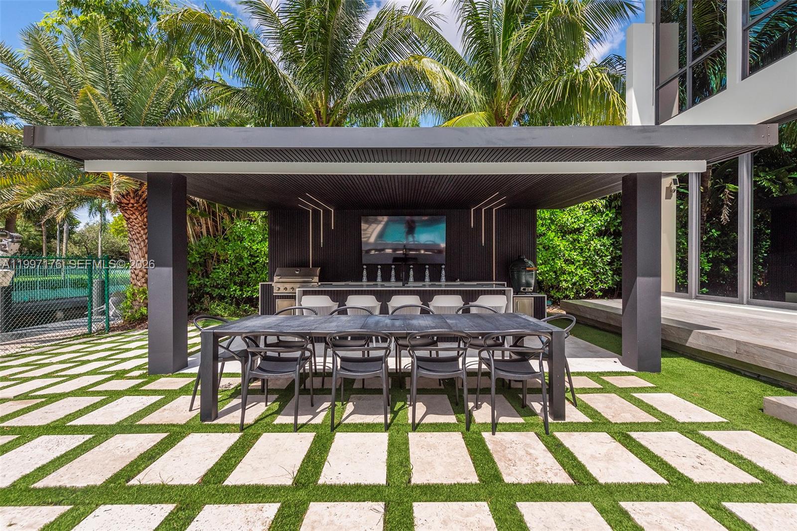 GOLDEN ISLES ESTATES - Residential