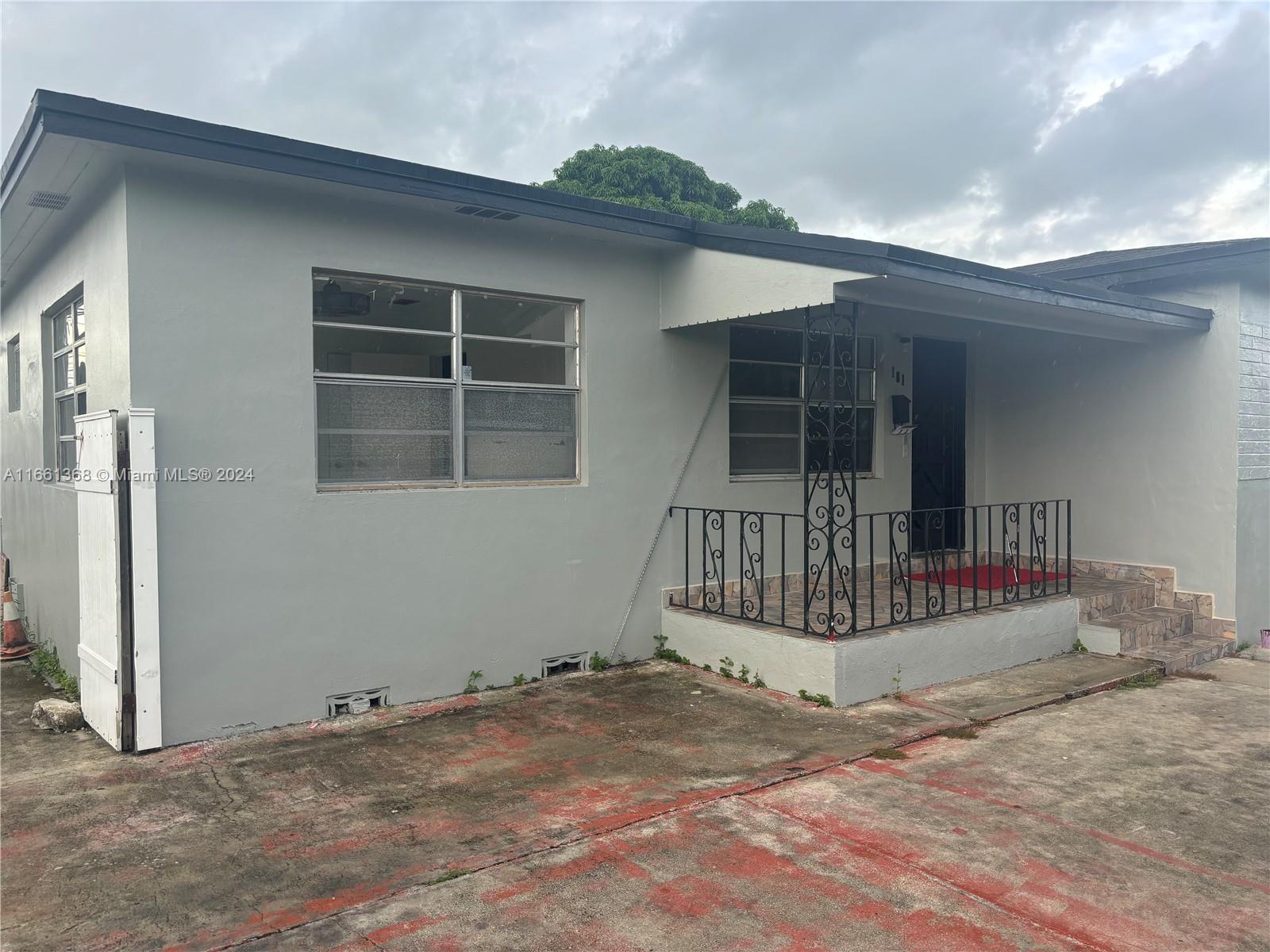 Property for Sale at 181 W 30th St, Hialeah, Miami-Dade County, Florida - Bedrooms: 6 
Bathrooms: 4  - $695,000